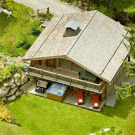 Contact Us At What App - 0041-798-079-427 To Book!! - Chalet Merveilleusement Confortable Avec 3 וילה
